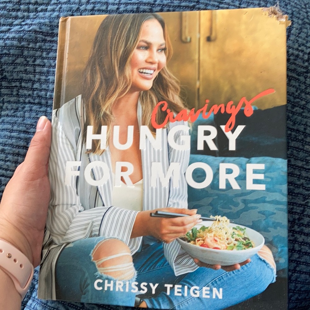Chrissy teigen cookbook